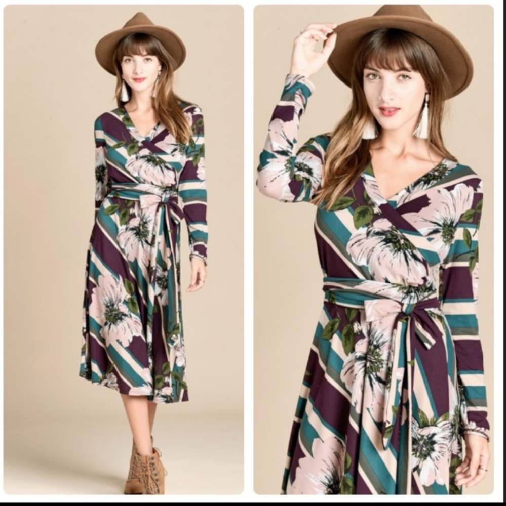 Dresses large floral print army green / cranberry